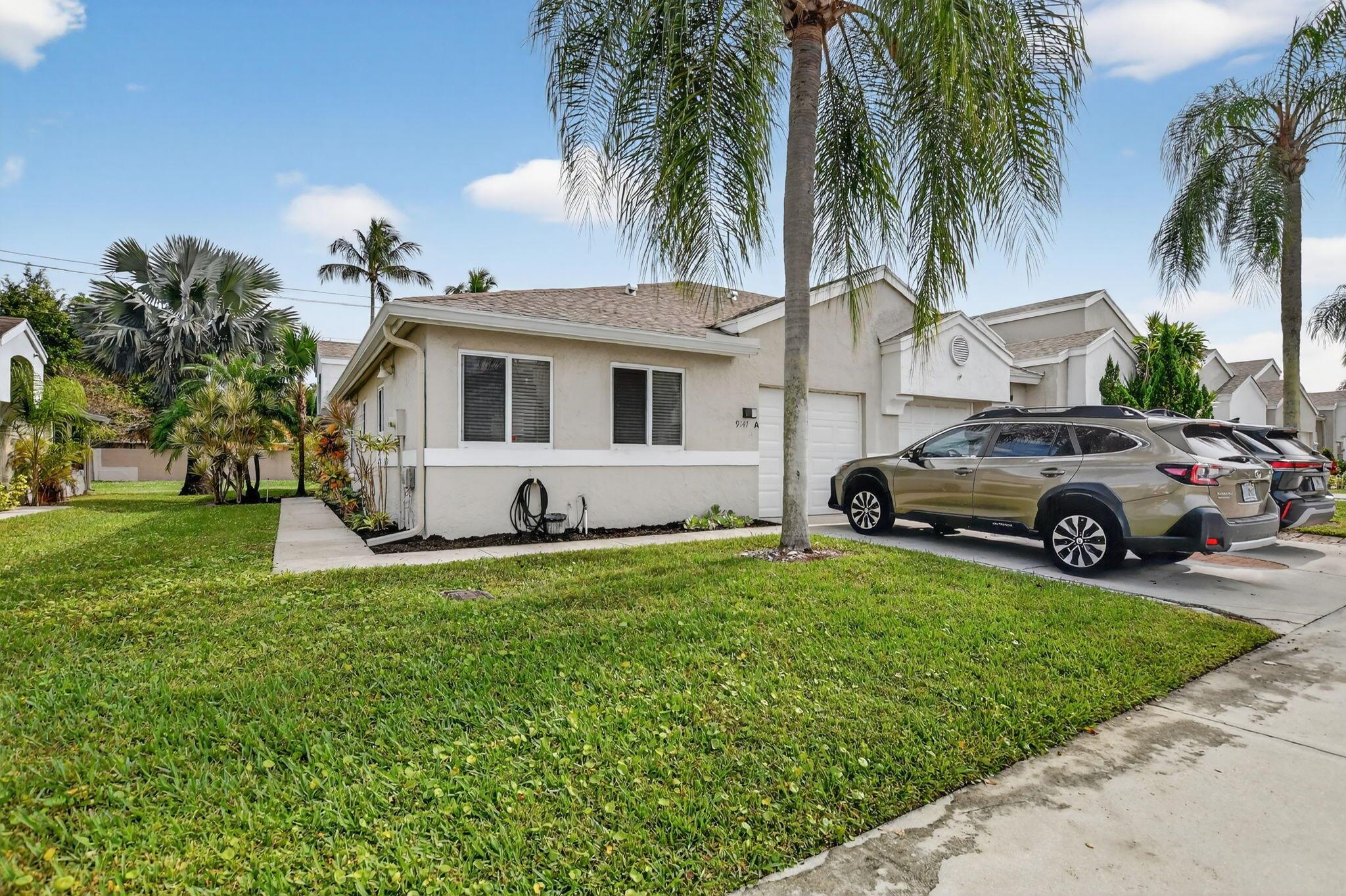 BOCA GARDENS - Residential