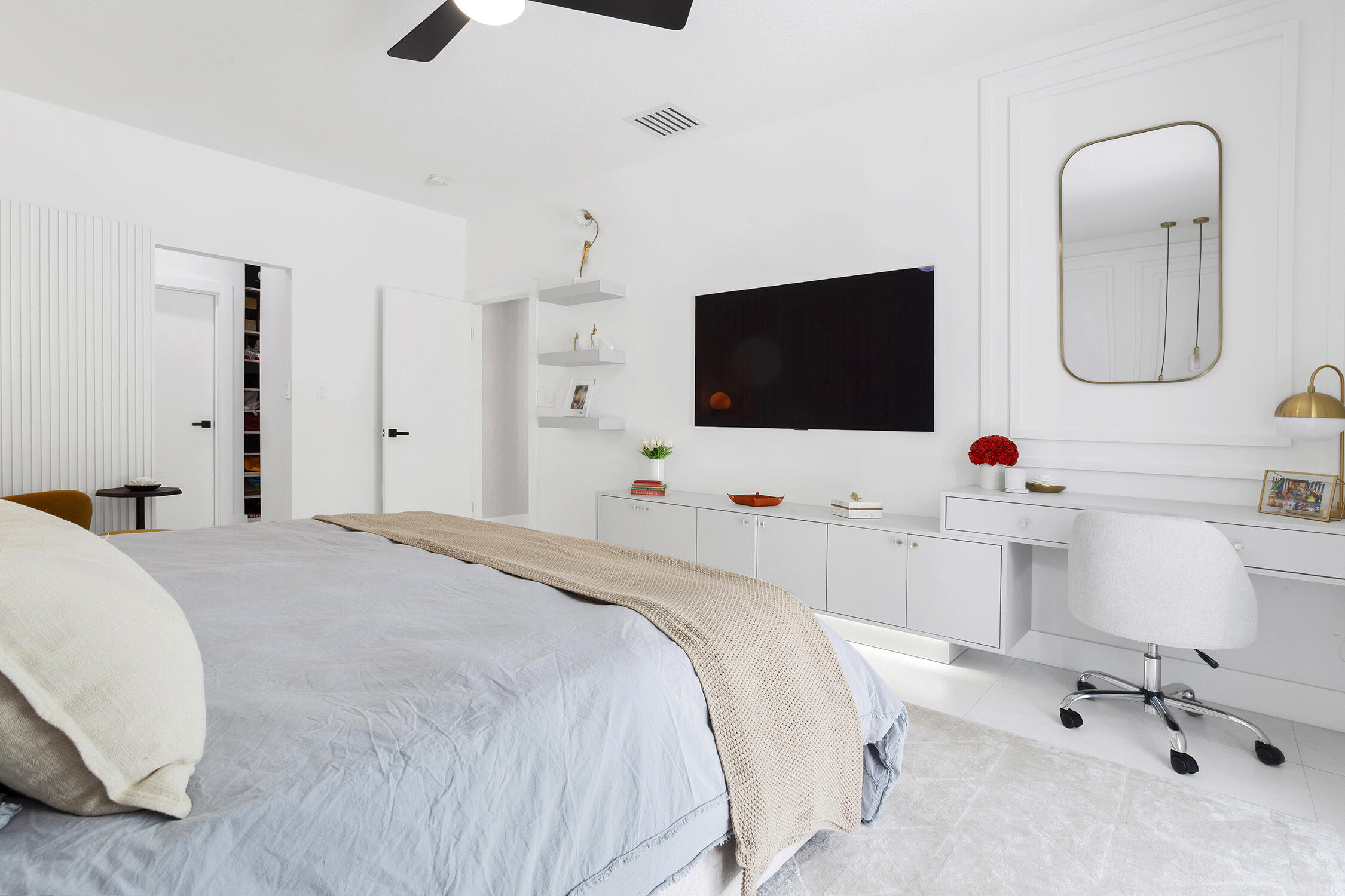 PEMBROKE FALLS - PHASE 1 - Residential Lease