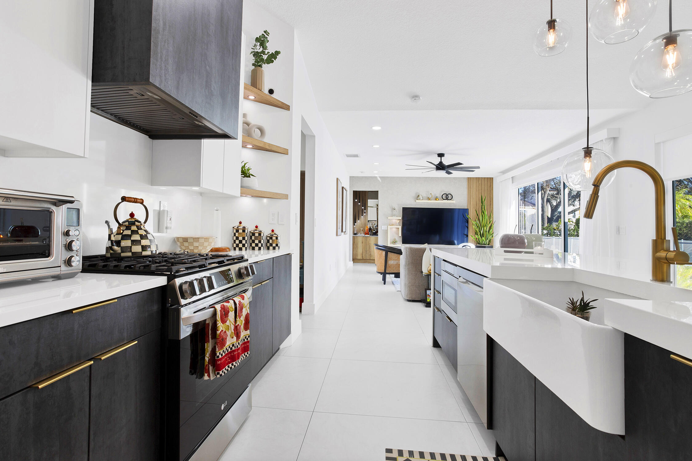 PEMBROKE FALLS - PHASE 1 - Residential Lease