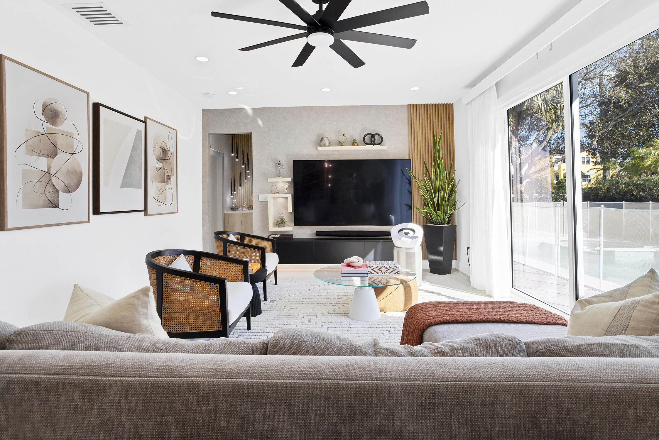 PEMBROKE FALLS - PHASE 1 - Residential Lease