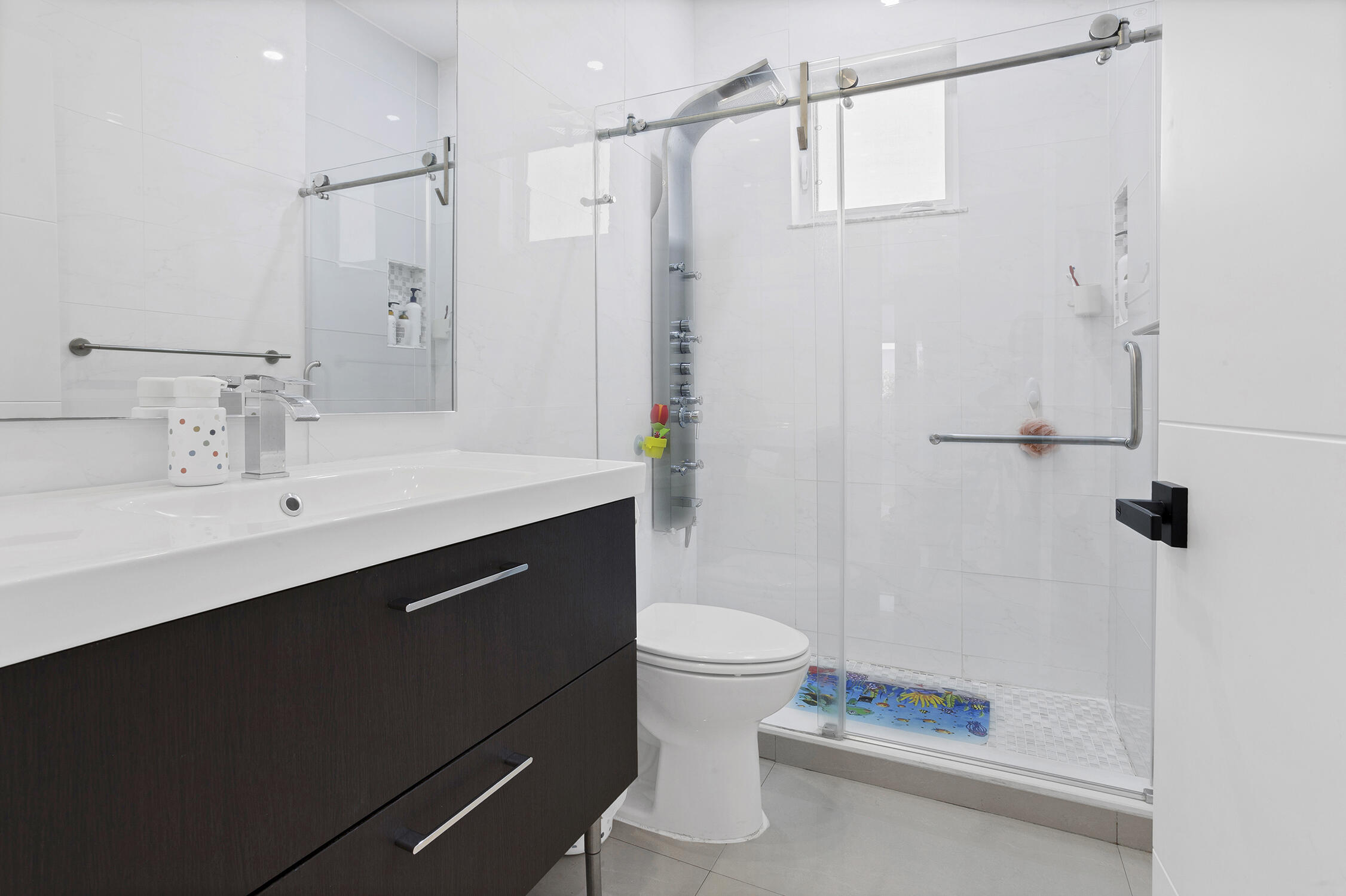 PEMBROKE FALLS - PHASE 1 - Residential Lease