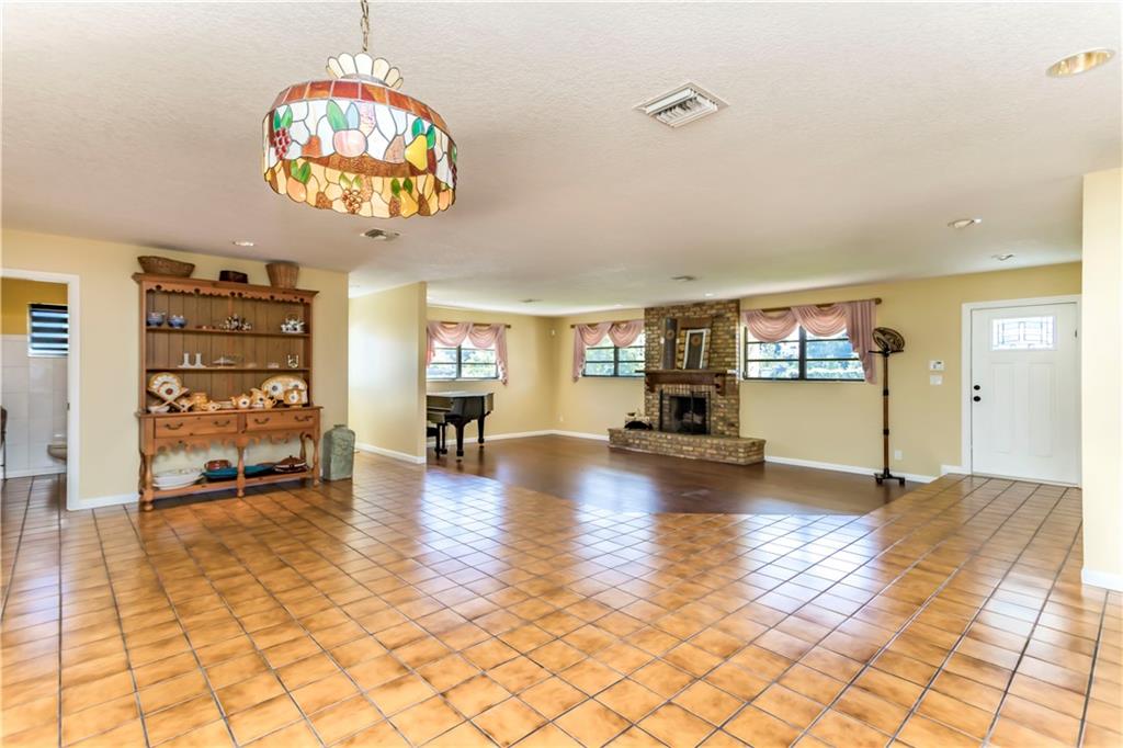 Fla Fruit Lands Co Sub 1 - Residential Lease