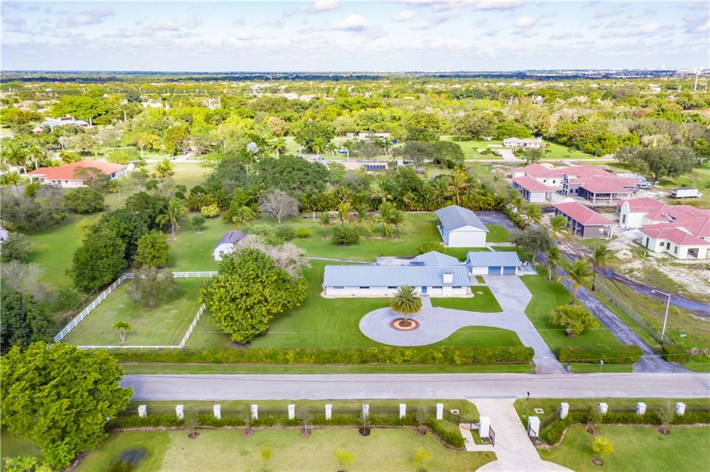 Fla Fruit Lands Co Sub 1 - Residential Lease