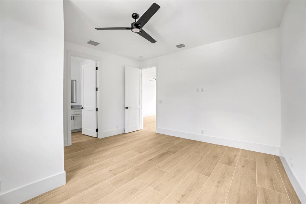 Tequesta Country Club - Residential