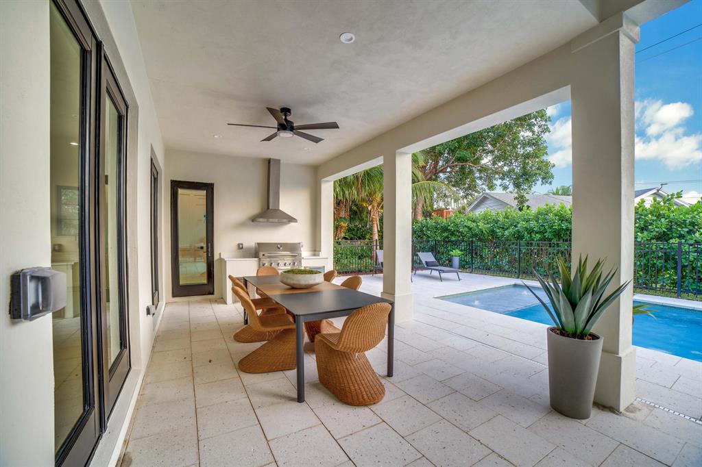 Tequesta Country Club - Residential