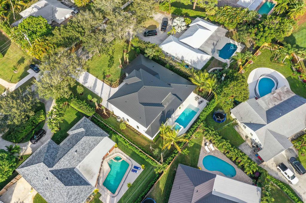 Tequesta Country Club - Residential