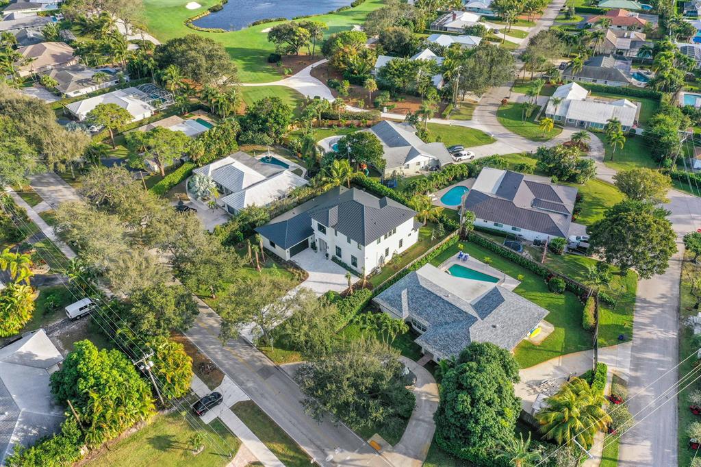 Tequesta Country Club - Residential