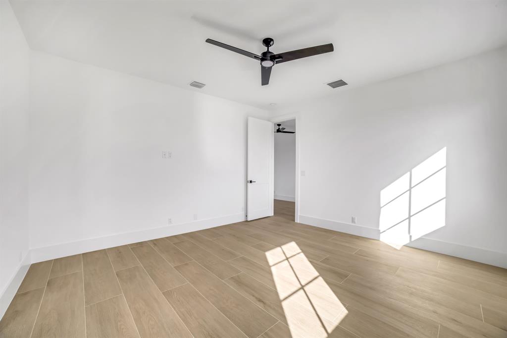 Tequesta Country Club - Residential