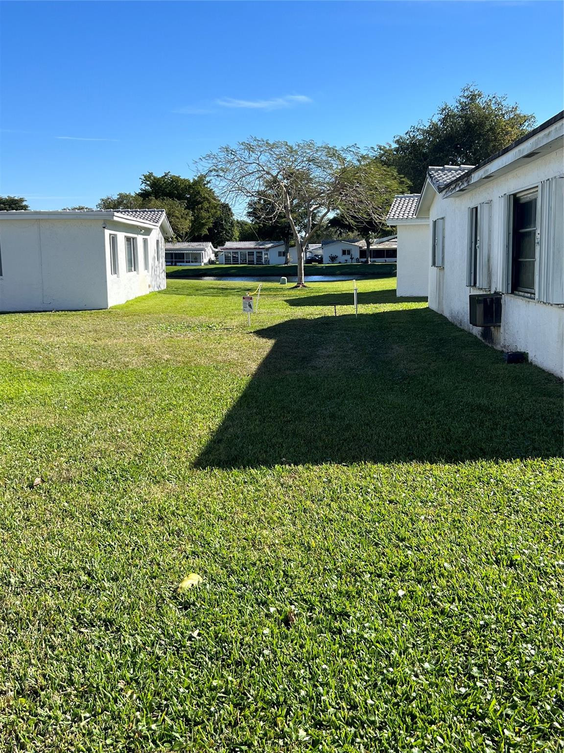 Lauderdale West 3 Sec 83- - Residential