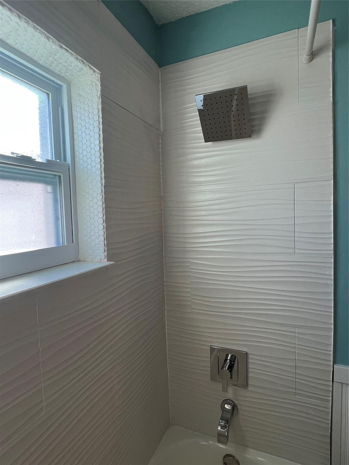 Lauderdale West 3 Sec 83- - Residential