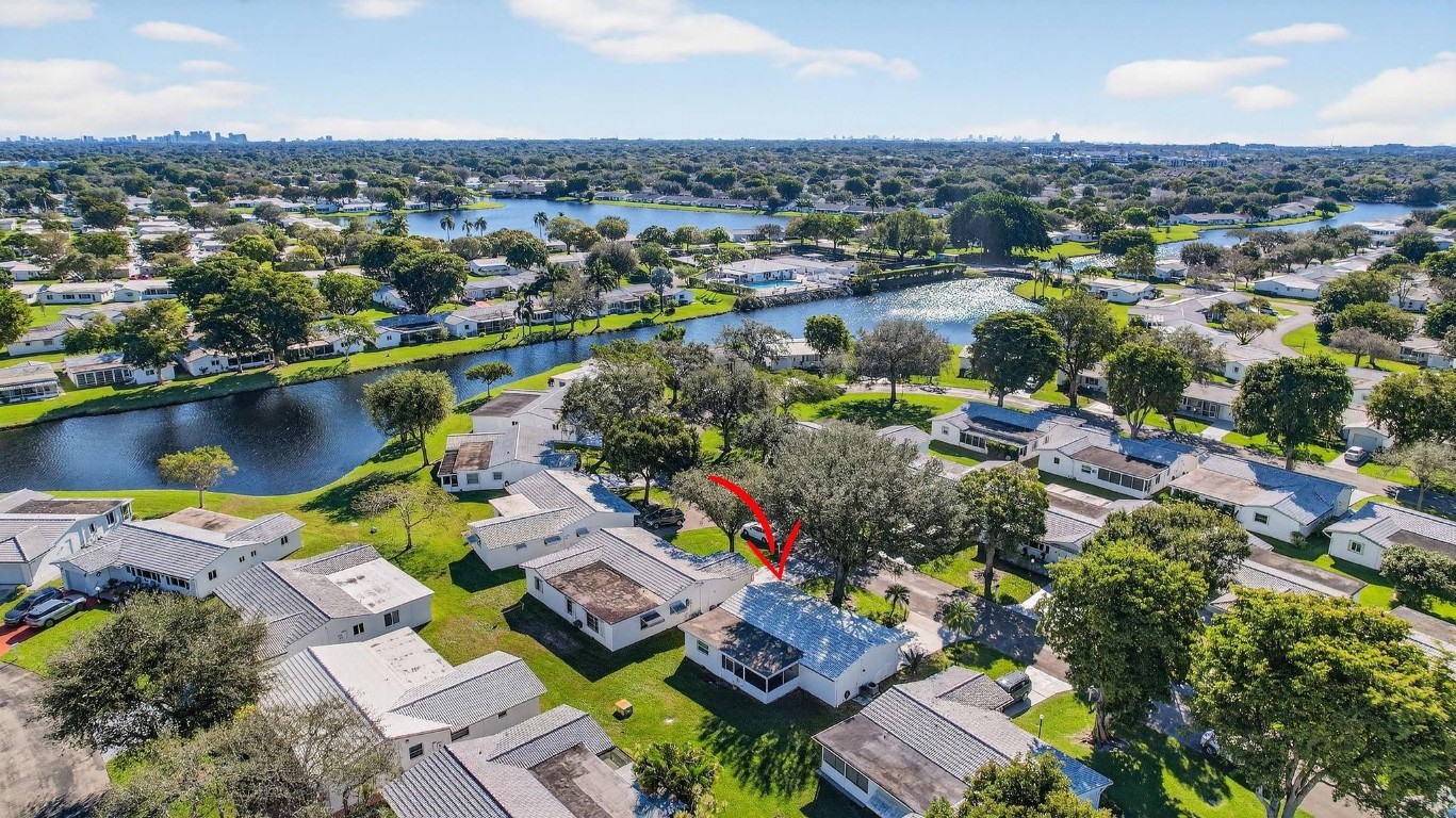 Lauderdale West 3 Sec 83- - Residential