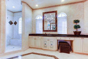 HARBOUR ISLES - Residential