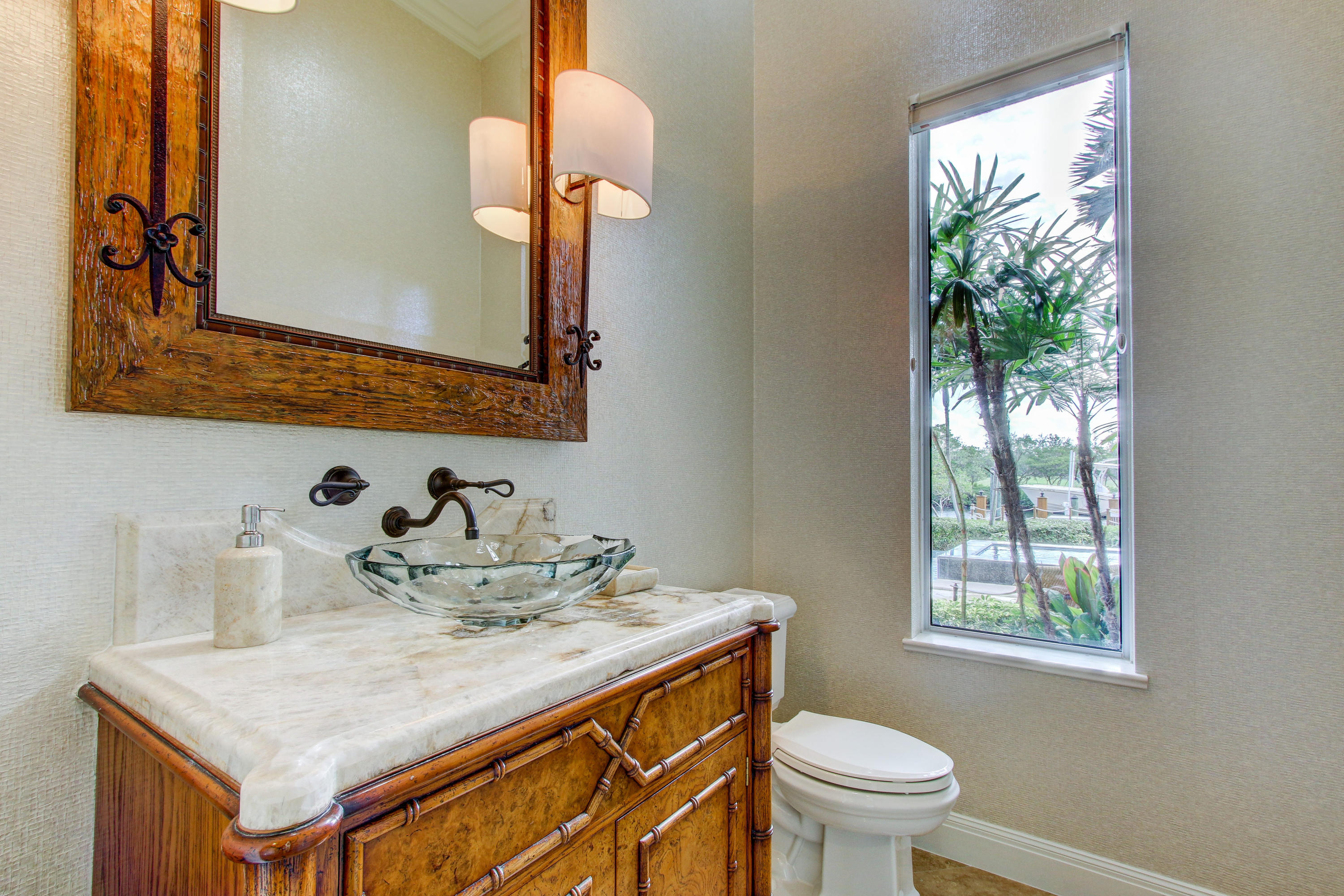 HARBOUR ISLES - Residential