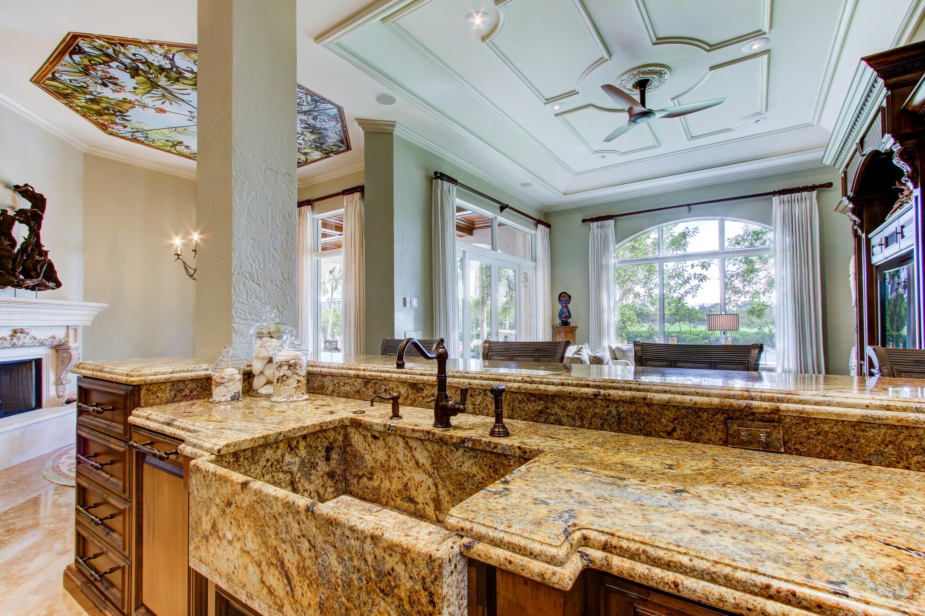 HARBOUR ISLES - Residential