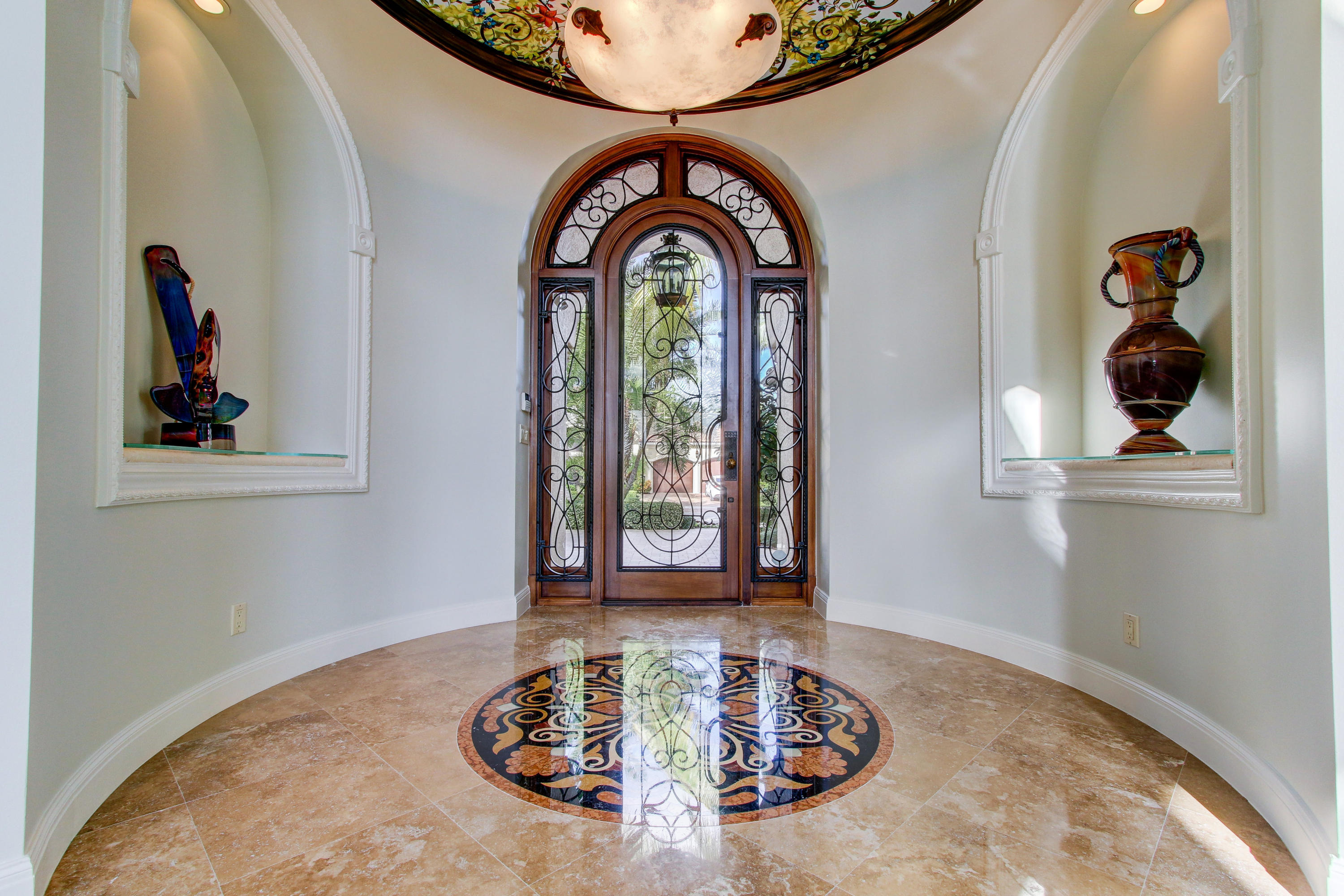 HARBOUR ISLES - Residential