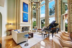 HARBOUR ISLES - Residential