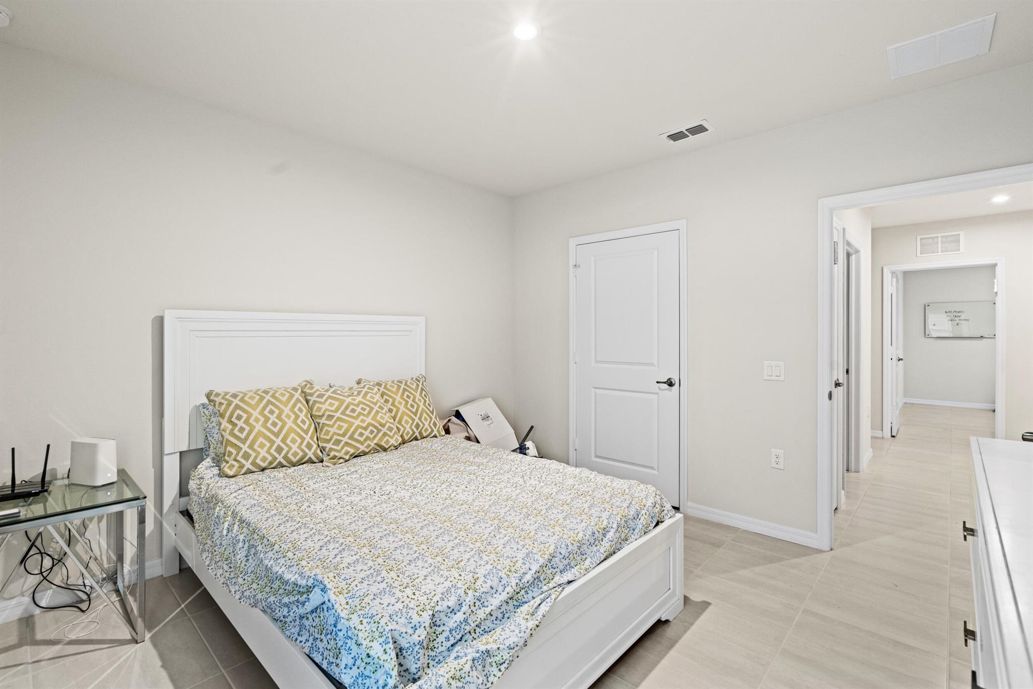 Fort Pierce, Florida 34981, United States, 3 Bedrooms Bedrooms, ,2 BathroomsBathrooms,Residential,Pending,209616