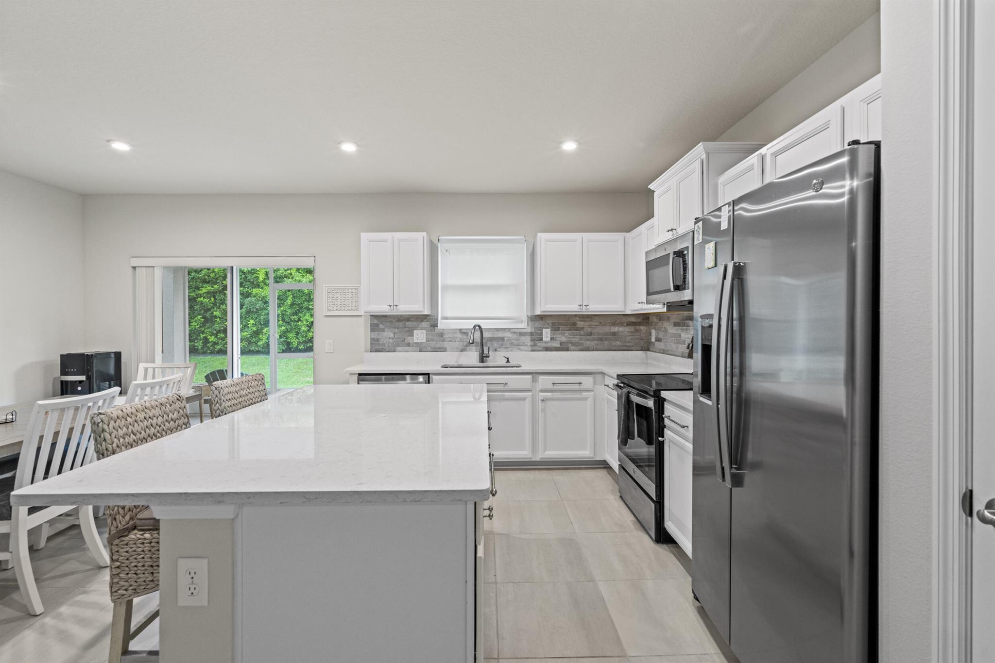 Fort Pierce, Florida 34981, United States, 3 Bedrooms Bedrooms, ,2 BathroomsBathrooms,Residential,Pending,209616