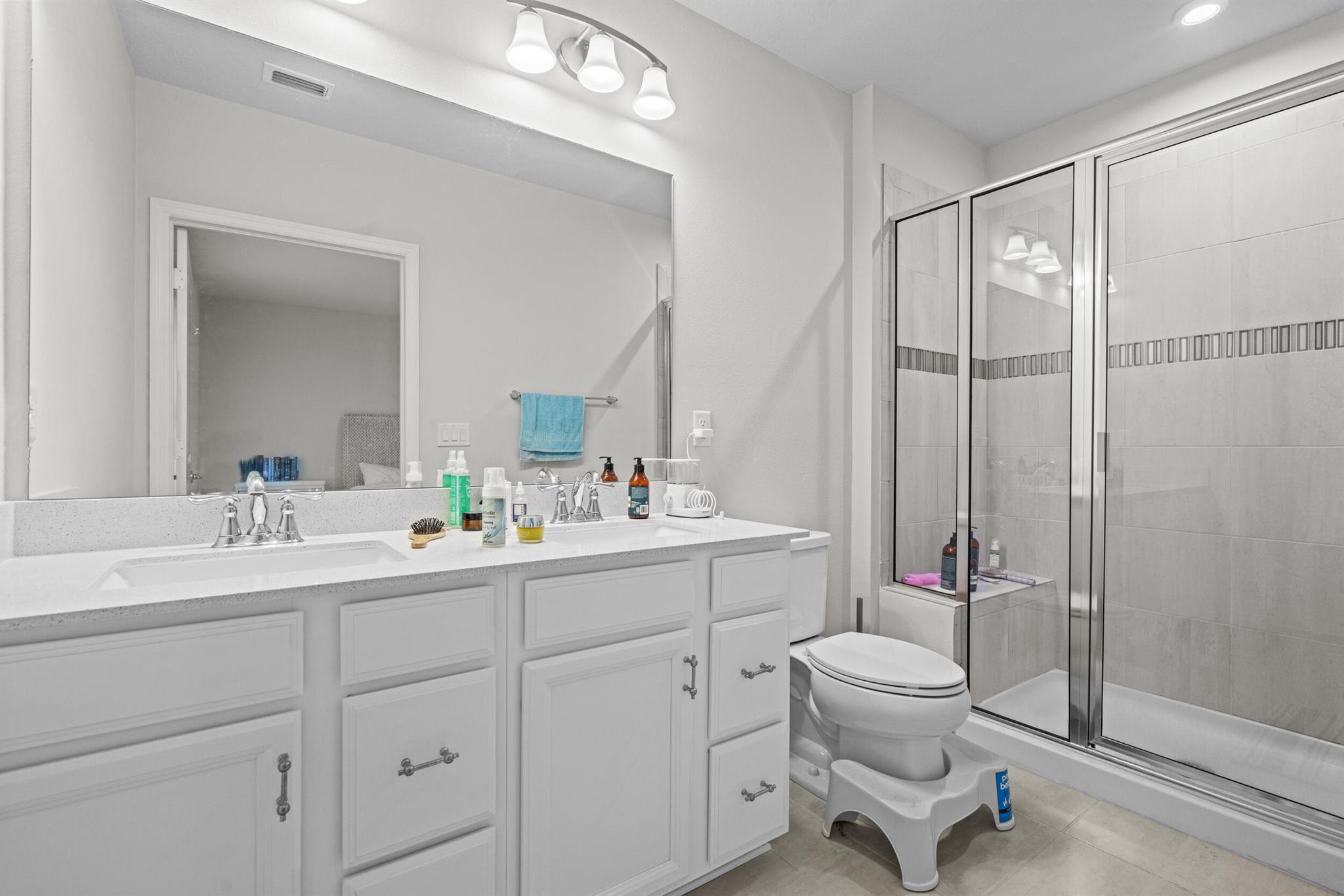 Fort Pierce, Florida 34981, United States, 3 Bedrooms Bedrooms, ,2 BathroomsBathrooms,Residential,Pending,209616