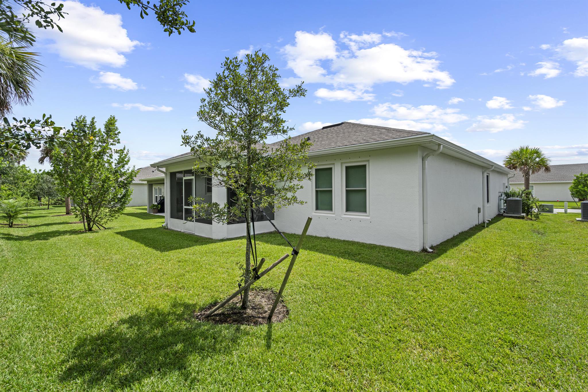 Fort Pierce, Florida 34981, United States, 3 Bedrooms Bedrooms, ,2 BathroomsBathrooms,Residential,Pending,209616