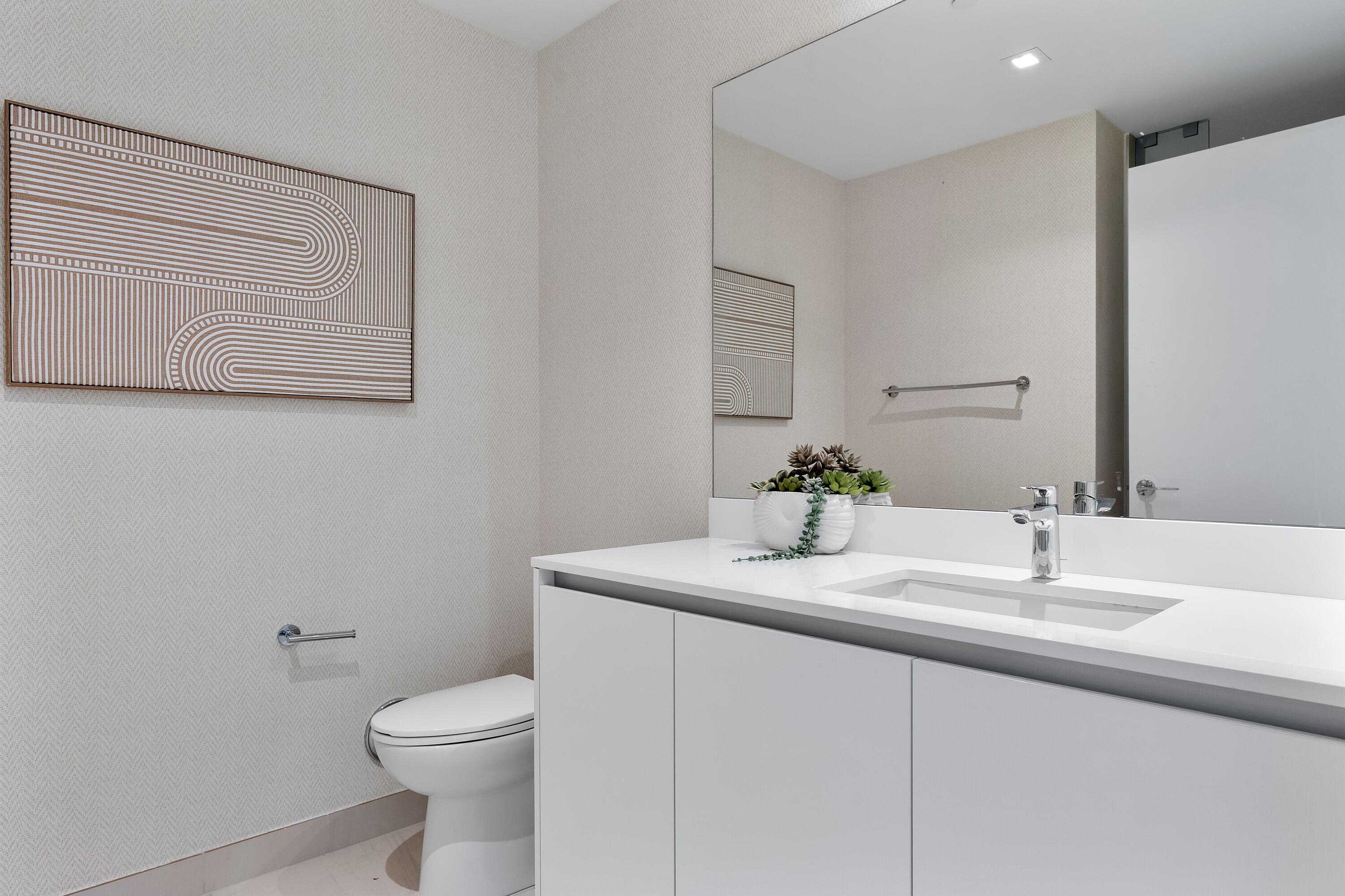 Solemar Residences - Residential Lease