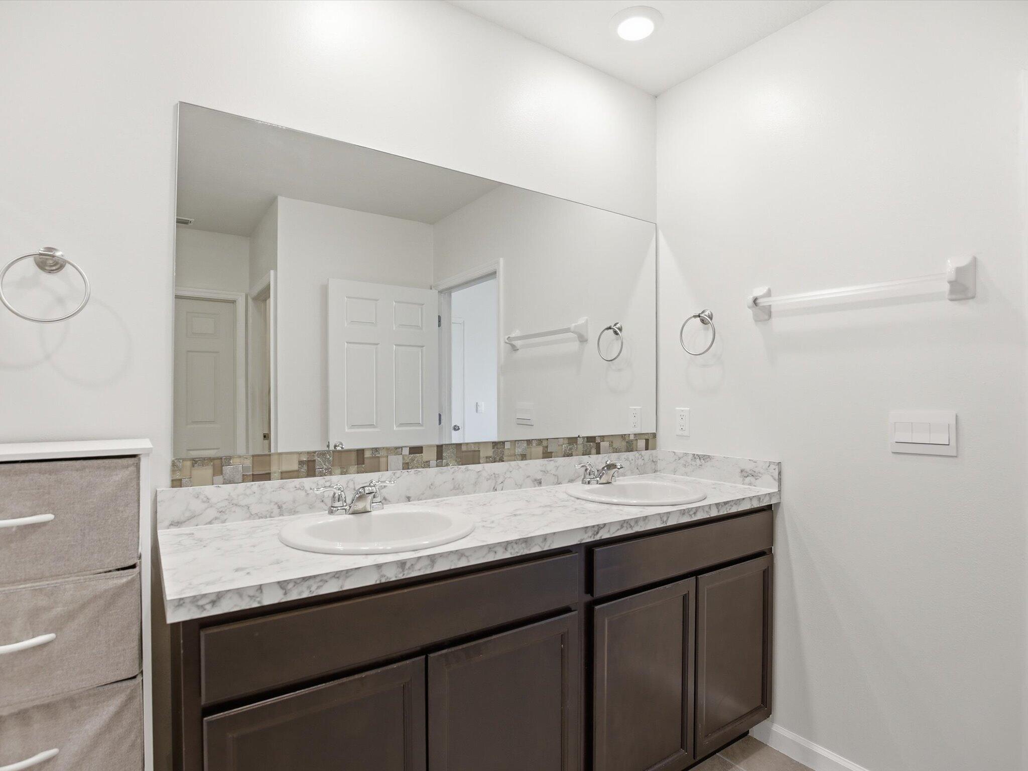 CREEKSIDE PLAT NO. 4 - Residential