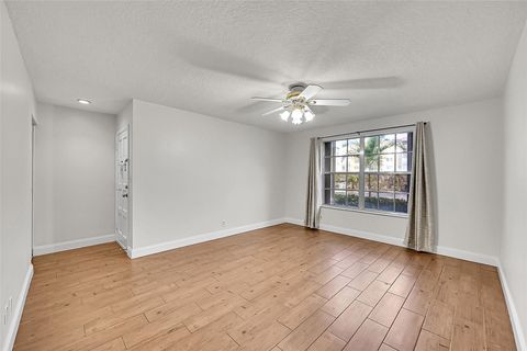 Tiny photo for 428 NW 70th Avenue #140, Plantation, FL 33317 (MLS # F10552669)