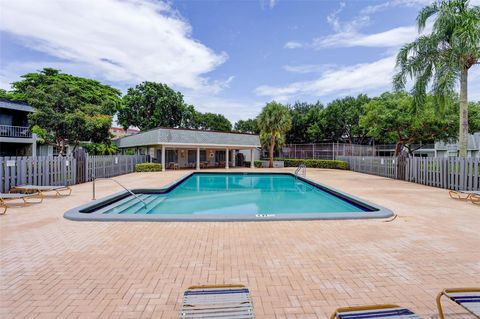 Tiny photo for 428 NW 70th Avenue #140, Plantation, FL 33317 (MLS # F10552669)