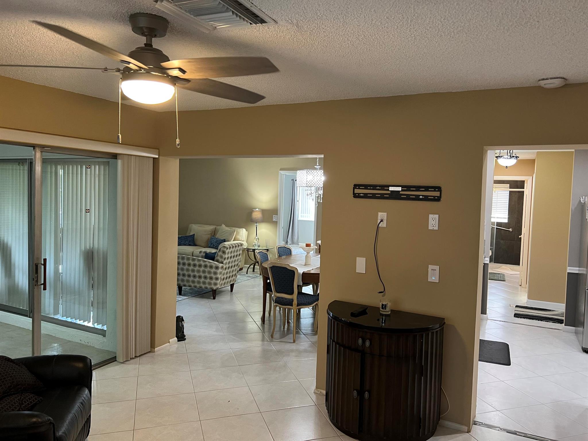 VILLAGES OF ORIOLE - Residential