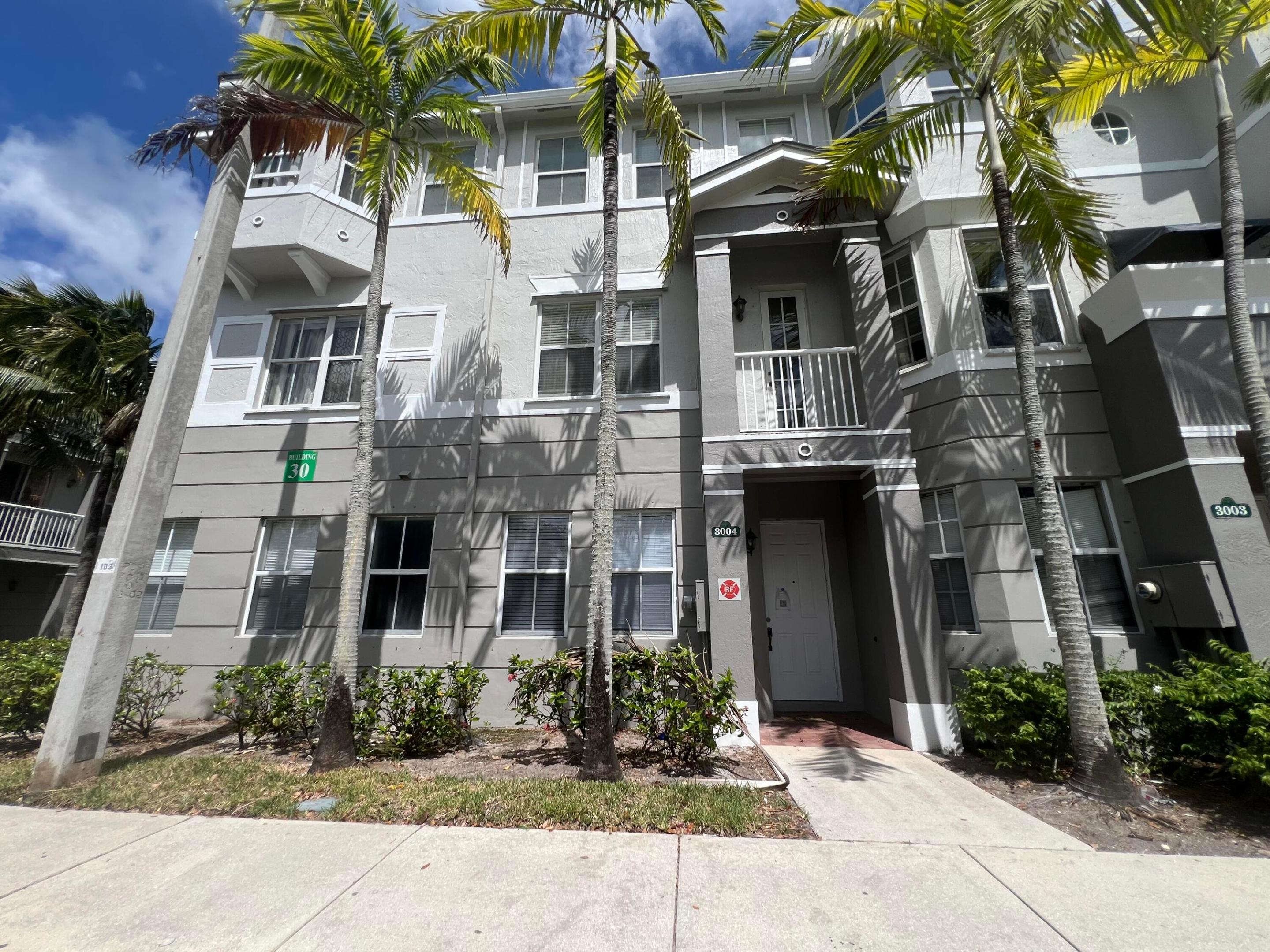 3004 Shoma Drive, Royal Palm Beach, FL, 33414/$279,000 2 3004 Shoma Drive
