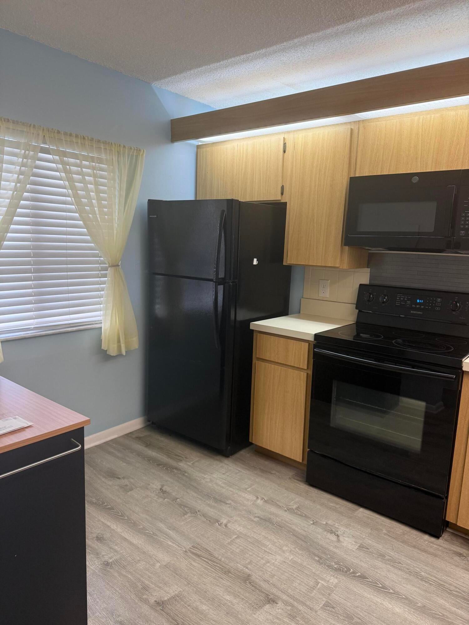 101 OCEAN BLUFFS Boulevard 402