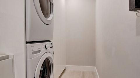 ESTANCIA - Residential Lease