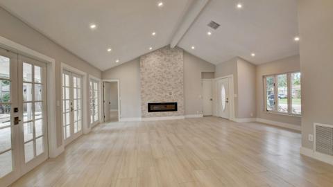 ESTANCIA - Residential Lease