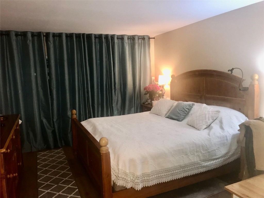 FAIRWAYS SOUTH COOP - Residential