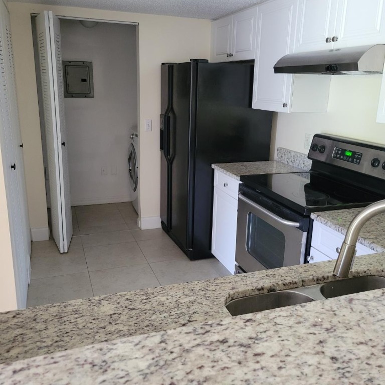 Evergreen Lakes Condo - Residential Lease