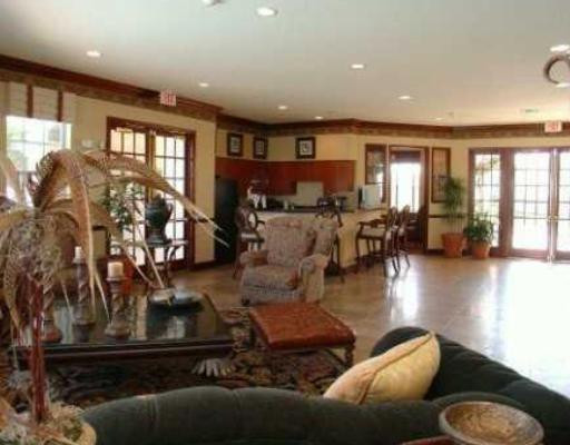 Evergreen Lakes Condo - Residential Lease