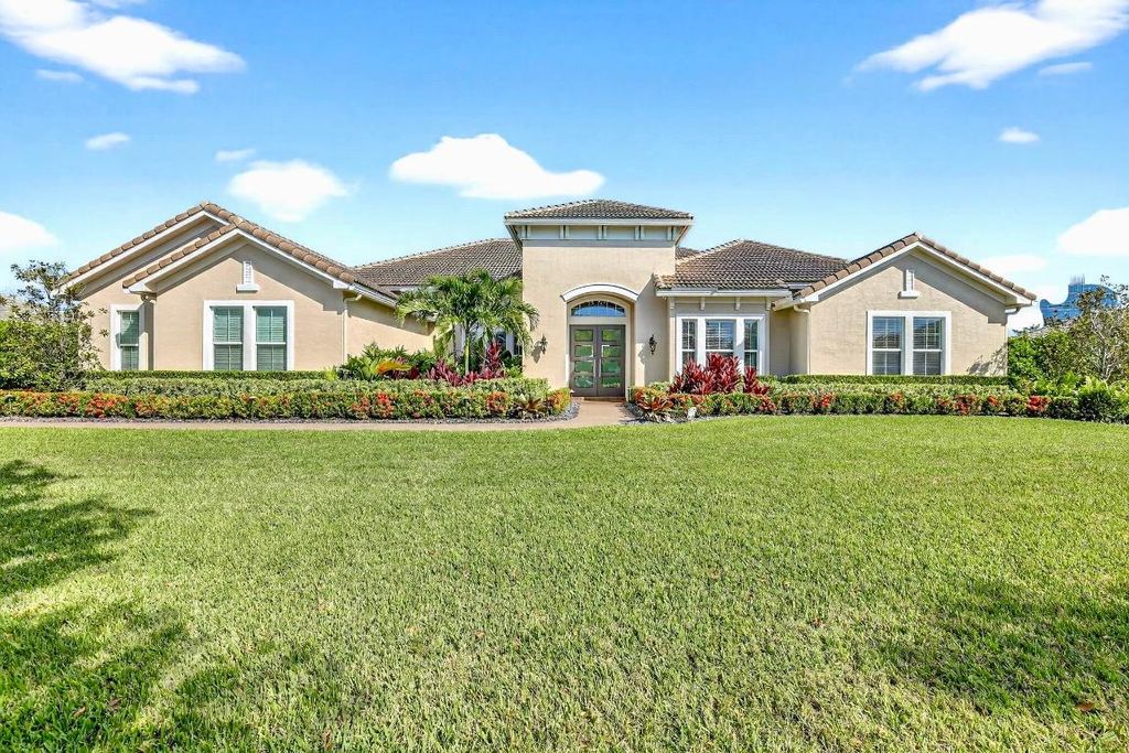 Photo of 5040 E Sterling Ranch Circle, Davie, FL 33314 (MLS # R11138902)