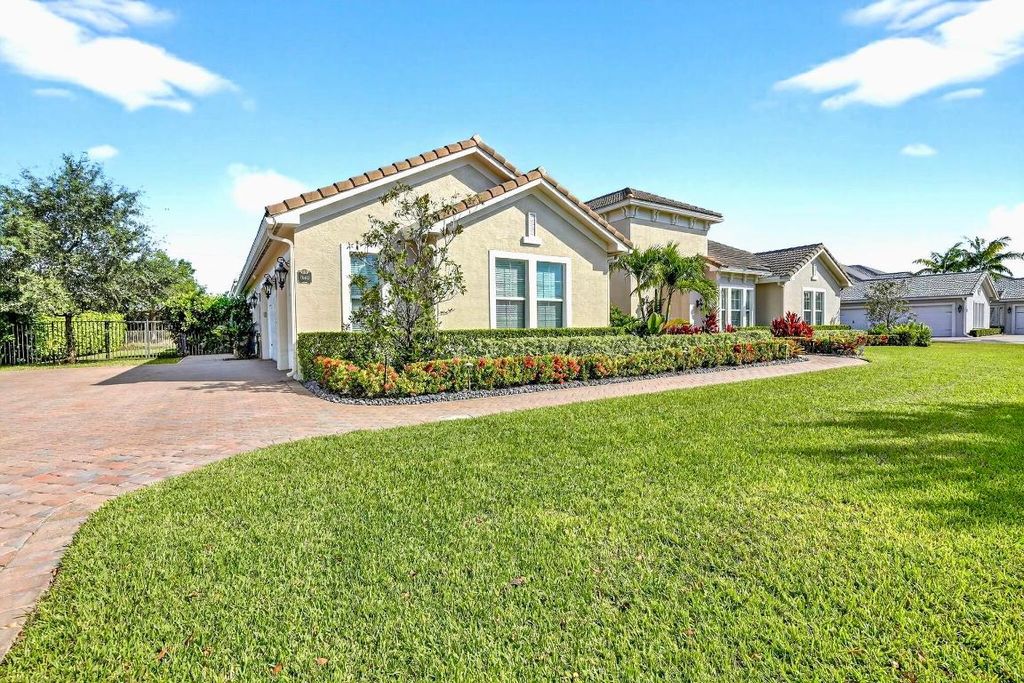 Photo of 5040 E Sterling Ranch Circle, Davie, FL 33314 (MLS # R11138902)