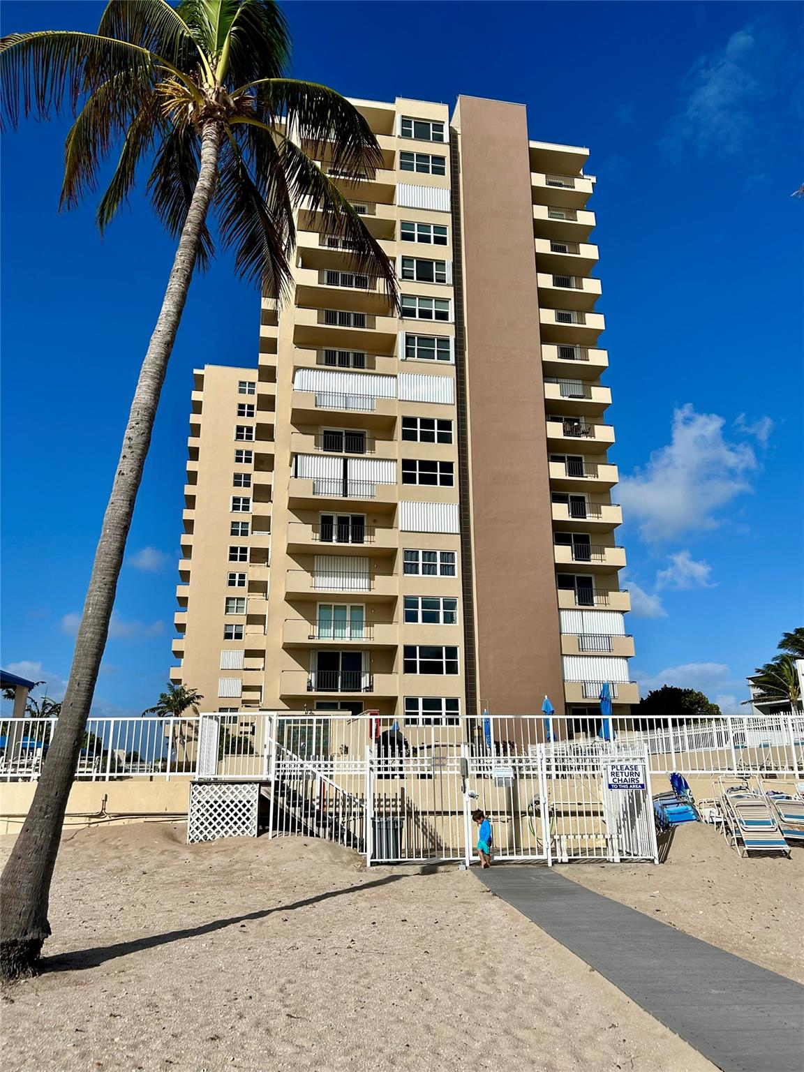 2000 S Ocean Blvd 9N