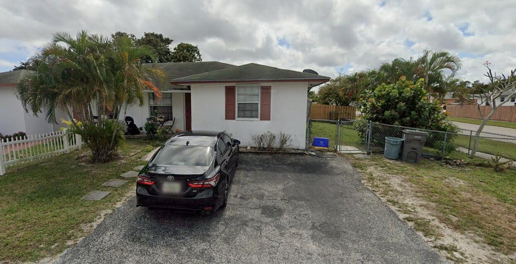 Photo of 5288 E Cannon Way, West Palm Beach, FL 33415 (MLS # B26087142)