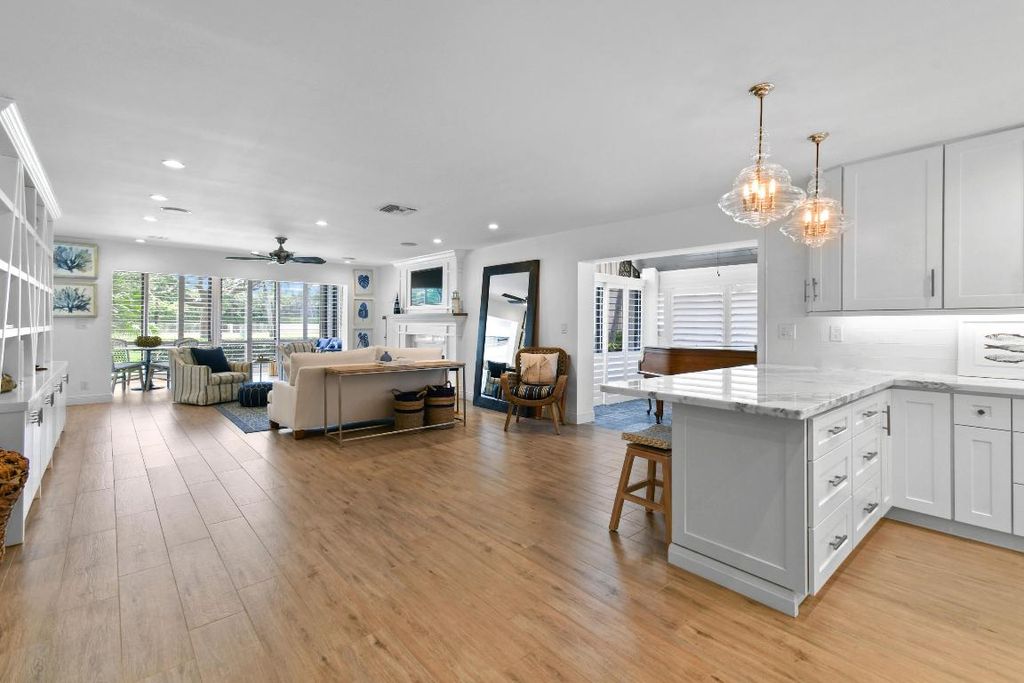 Photo of 801 Clubhouse Circle, Jupiter, FL 33477 (MLS # R10961102)