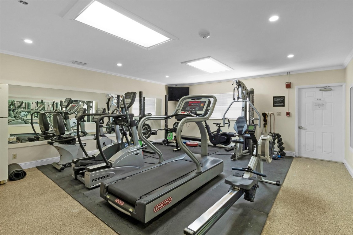 HILLSBORO ISLAND HOUSE - Residential