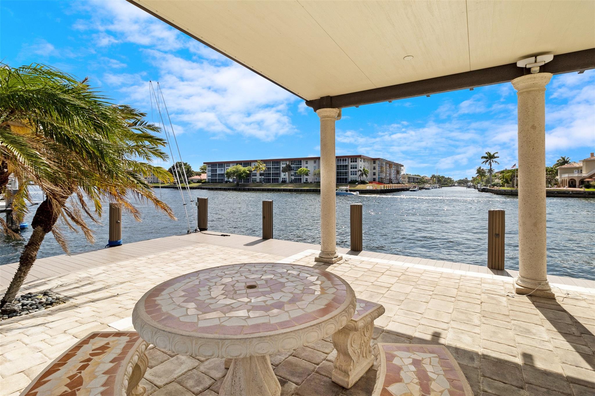 HILLSBORO ISLAND HOUSE - Residential