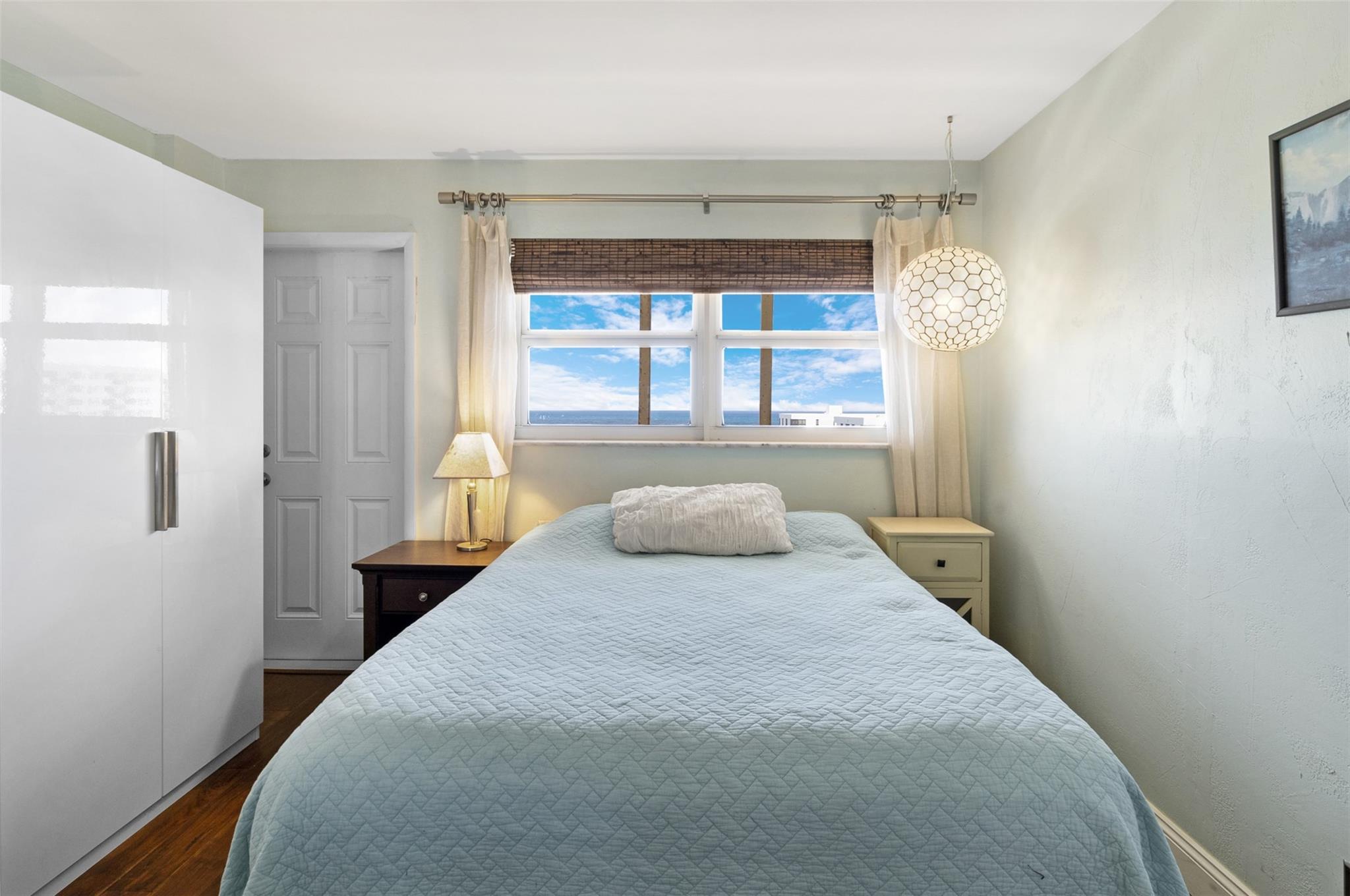 HILLSBORO ISLAND HOUSE - Residential