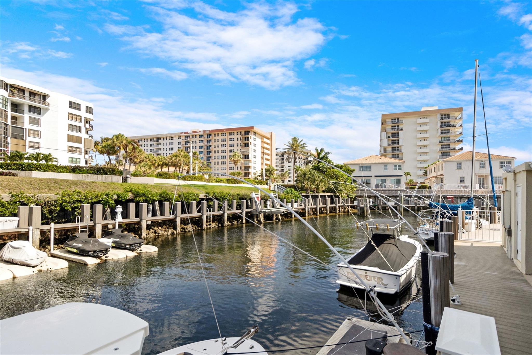 HILLSBORO ISLAND HOUSE - Residential