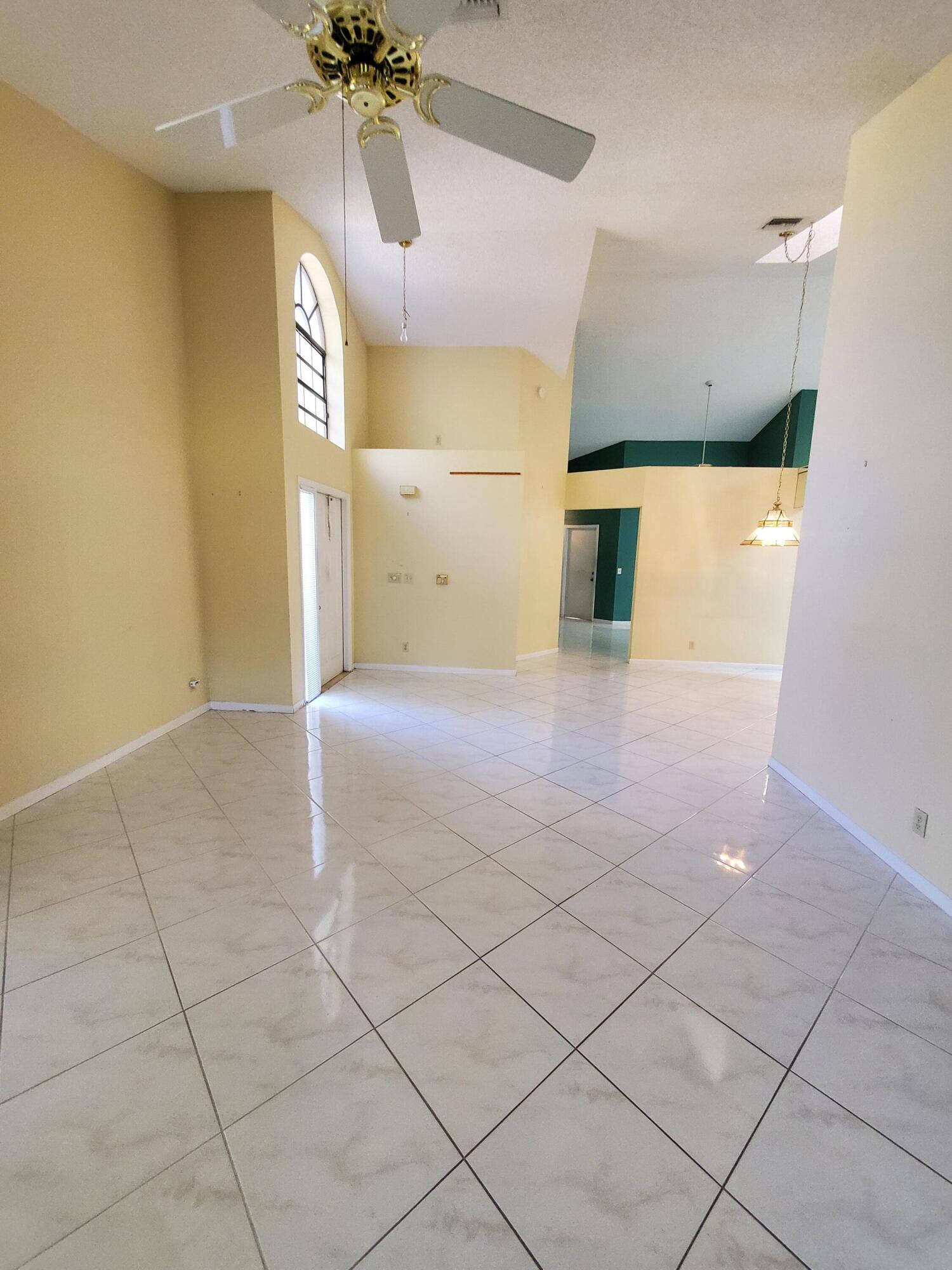 BRIGHTON LAKES - Residential