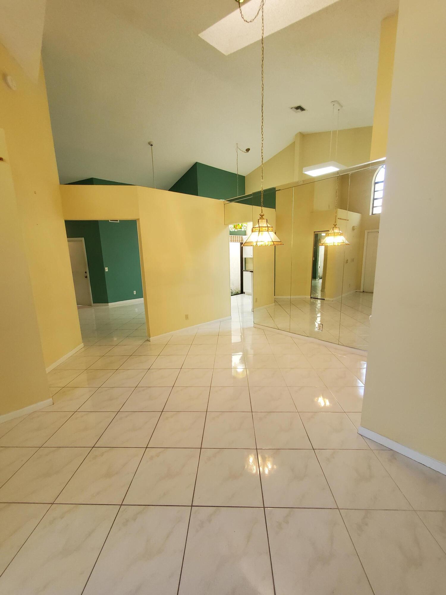 BRIGHTON LAKES - Residential