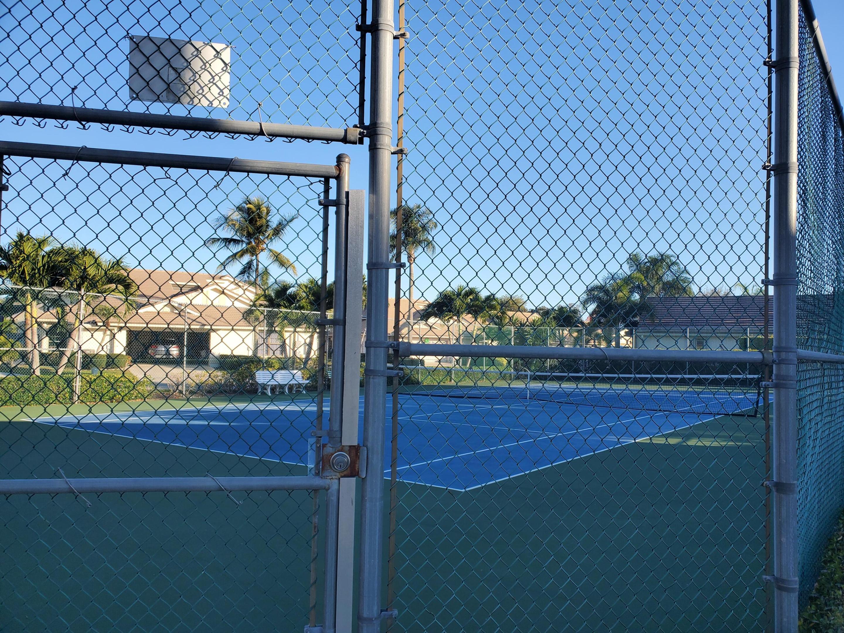 BRIGHTON LAKES - Residential