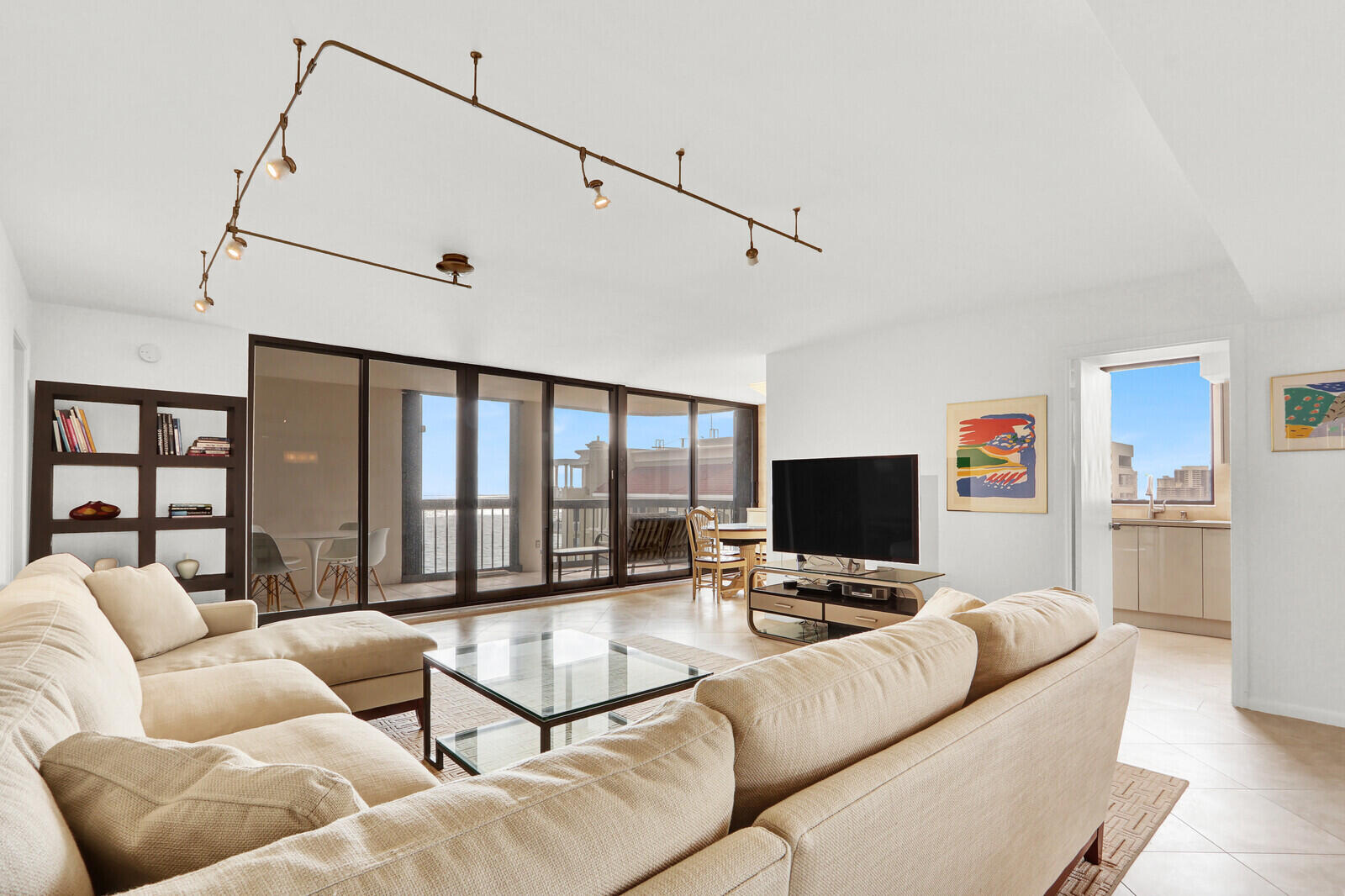 EASTPOINTE CONDO - Residential