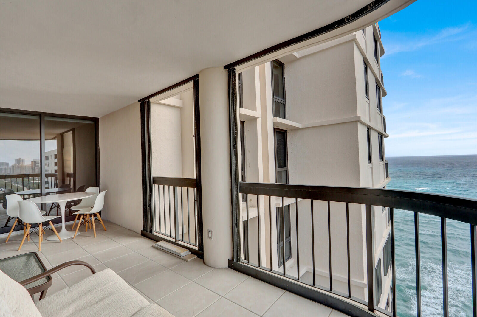 EASTPOINTE CONDO - Residential